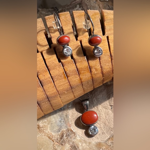 Peyote Bird Coral and Faceted White Topaz totem set - Picture 5 of 8